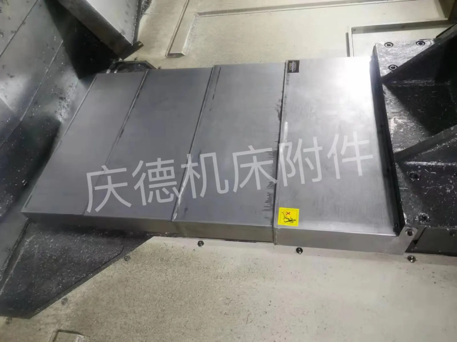 机床排屑机 刮板式排屑机 自动排屑器 冲床废料输送机 自动提升输送设备
