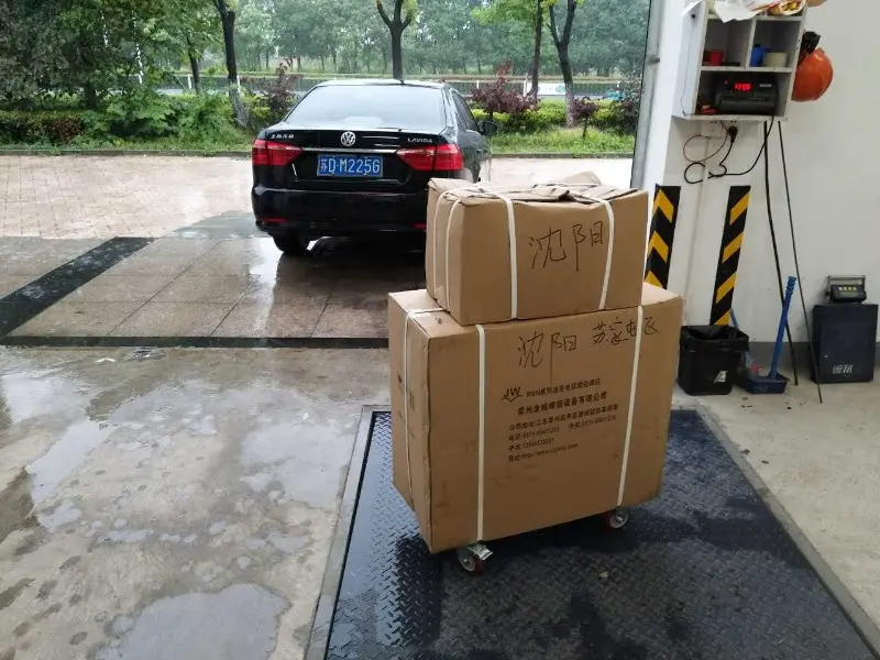 新款逆变电弧螺柱焊机,逆变栓钉焊接机