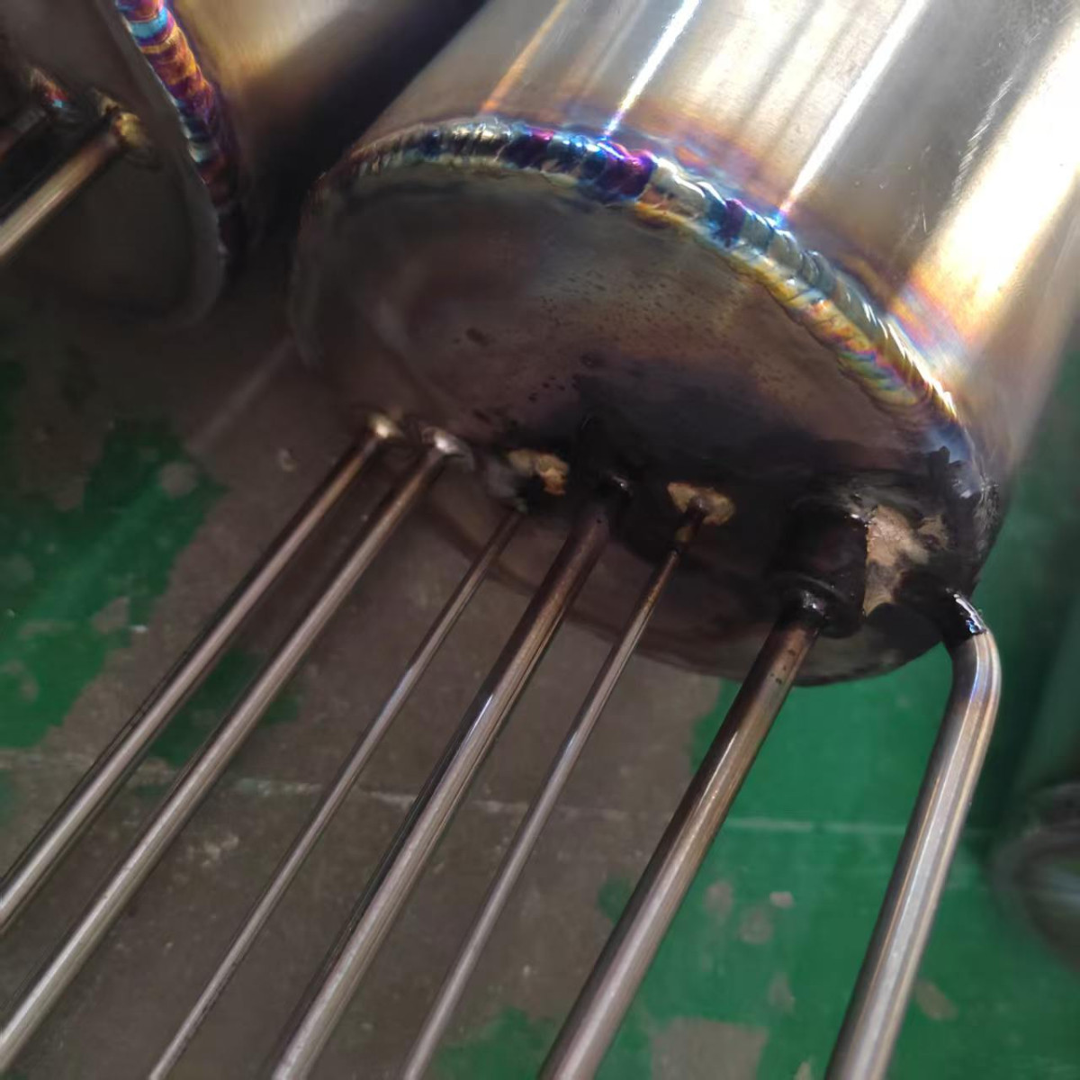 不锈钢零件管接头氩弧焊接加工