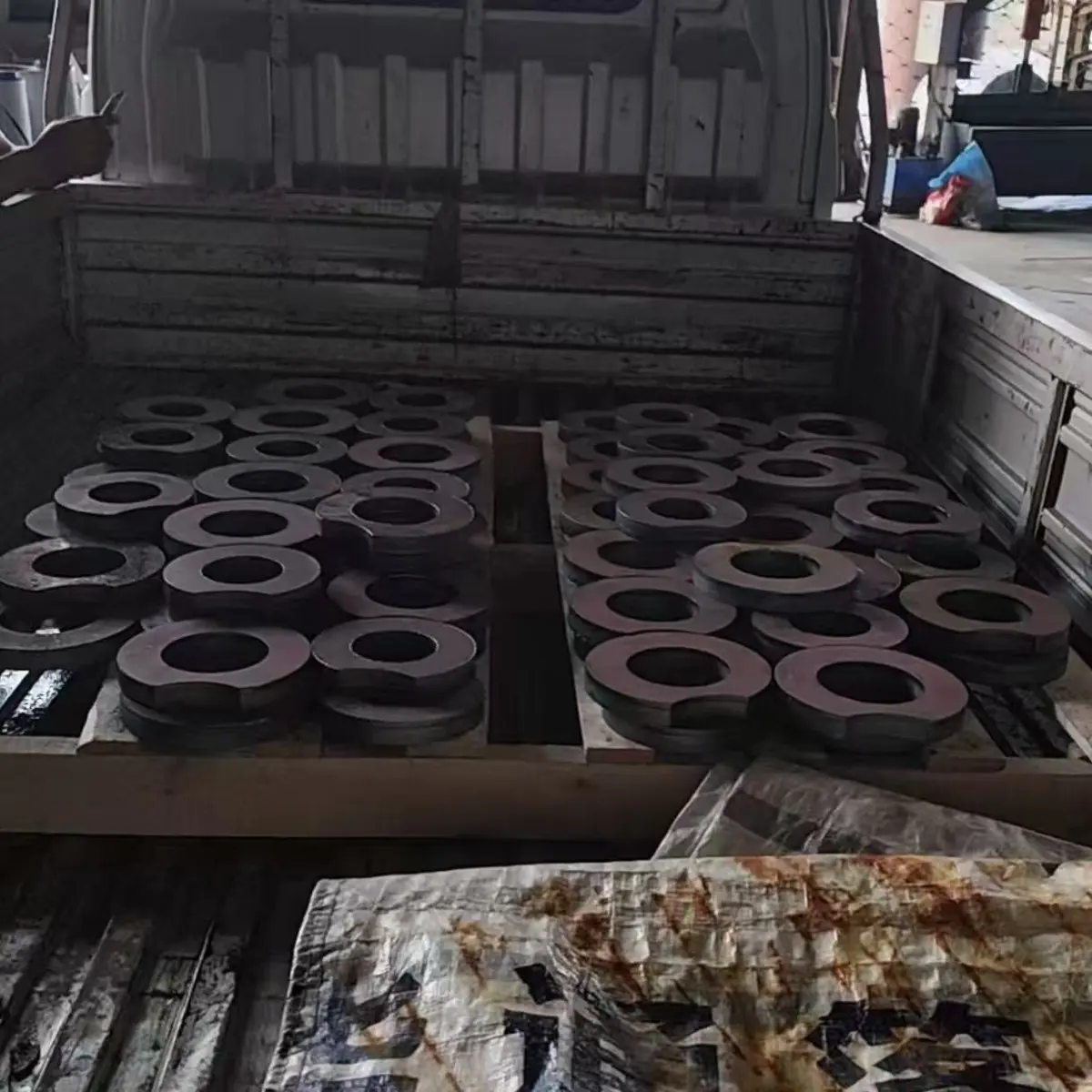 重庆钢板铁板激光切割加工Q235B铁板镀锌板45钢加工定做钣金件折弯卷圆厂家批发