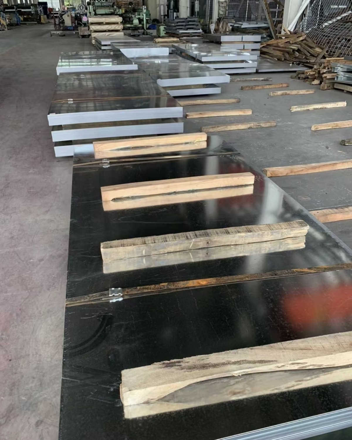 重庆铁皮镀锌板铁皮板白铁皮钢板加工定做钣金打孔不锈钢铝板铁板现货厂家批发
