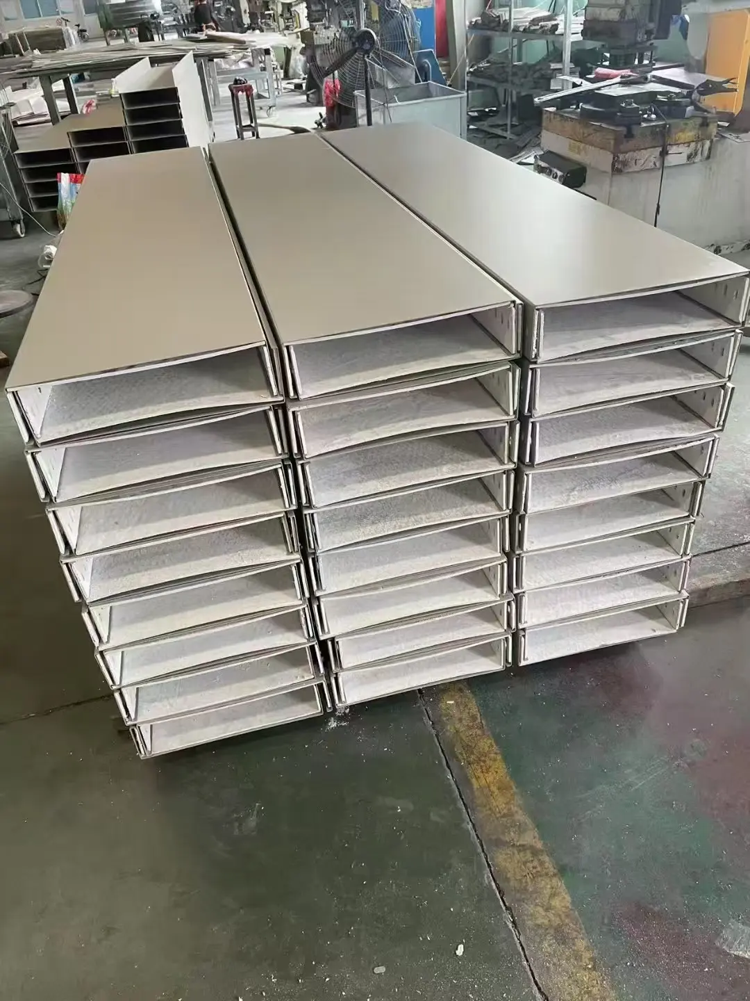 防火桥架400*200 污水处理厂防火桥架 出口桥架折弯加工
