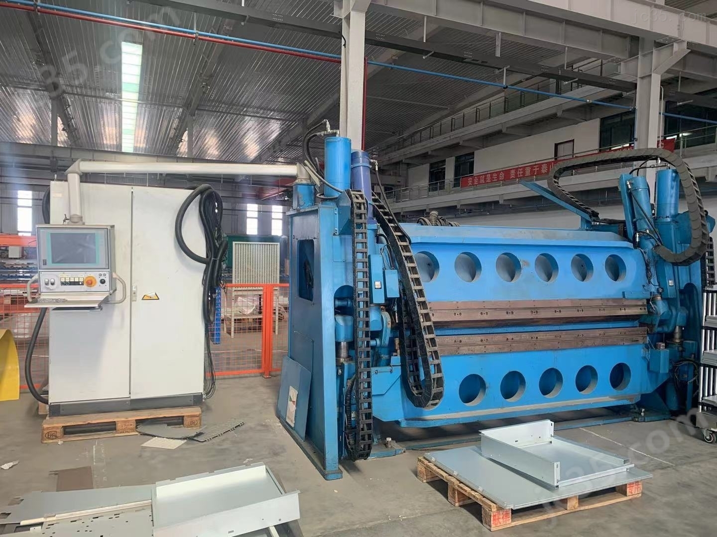 MFD2504 二手数控折边机 - 3