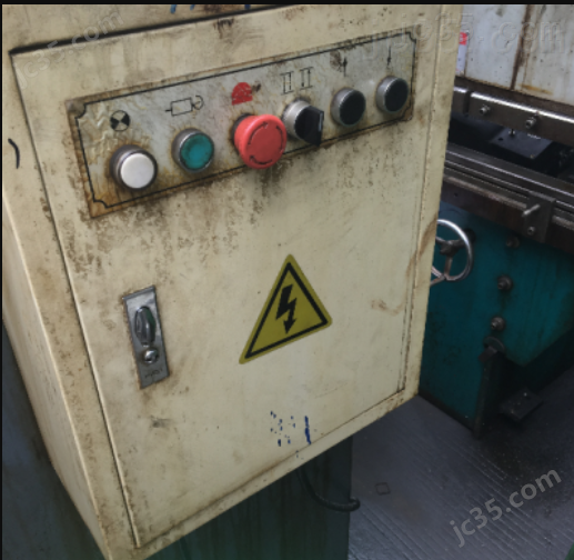 WC67Y-30T/1600 二手沪信 液压折弯机 WC67Y-30T/1600 - 2
