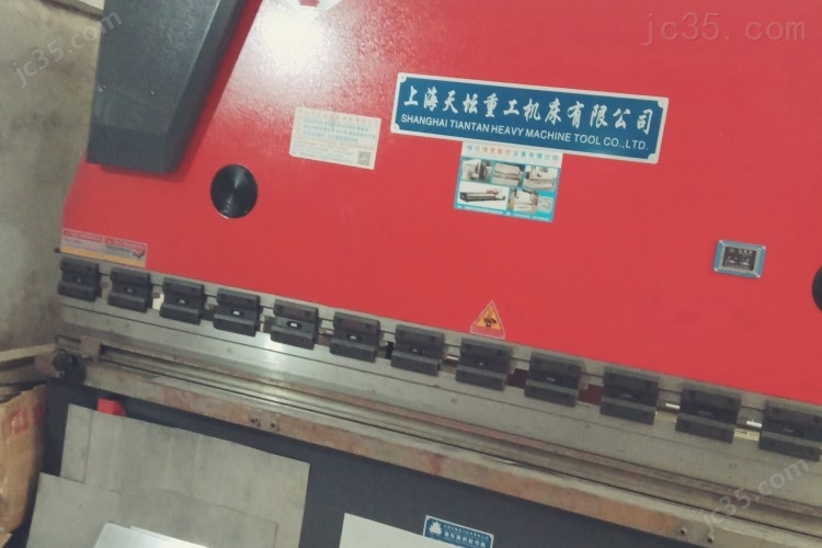 WC 67 二手液压折弯机 上海天坛 WC 67