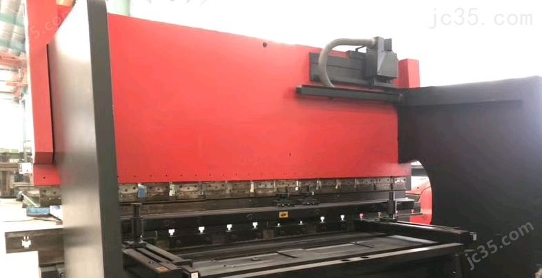 日本AMADA 精品二手数控折弯机 - 2