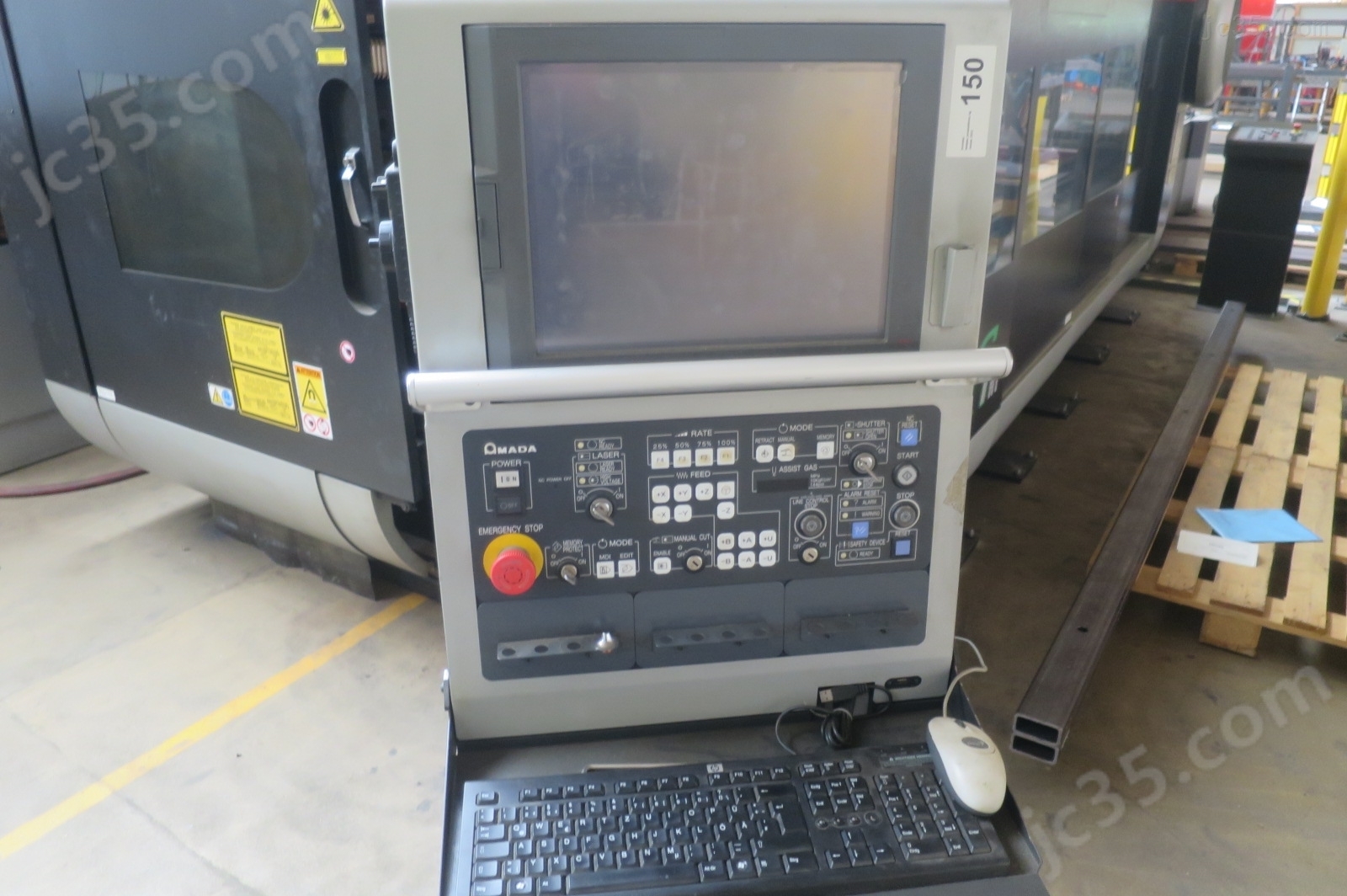 LC 3015 F-1 NT 二手AMADA激光切割机