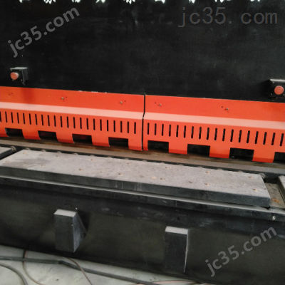 MS8-6X3200 二手扬力 数控剪板机 MS8-6X3200