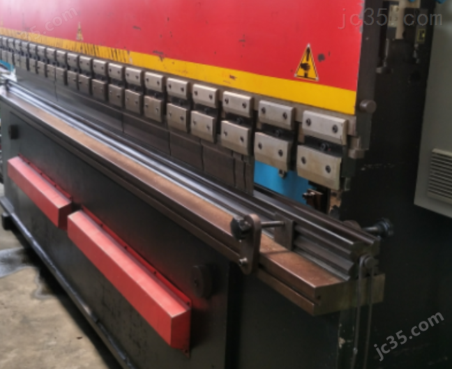 WE67K-100/4000 二手宇森 液压折弯机 WE67K-100/4000 - 2