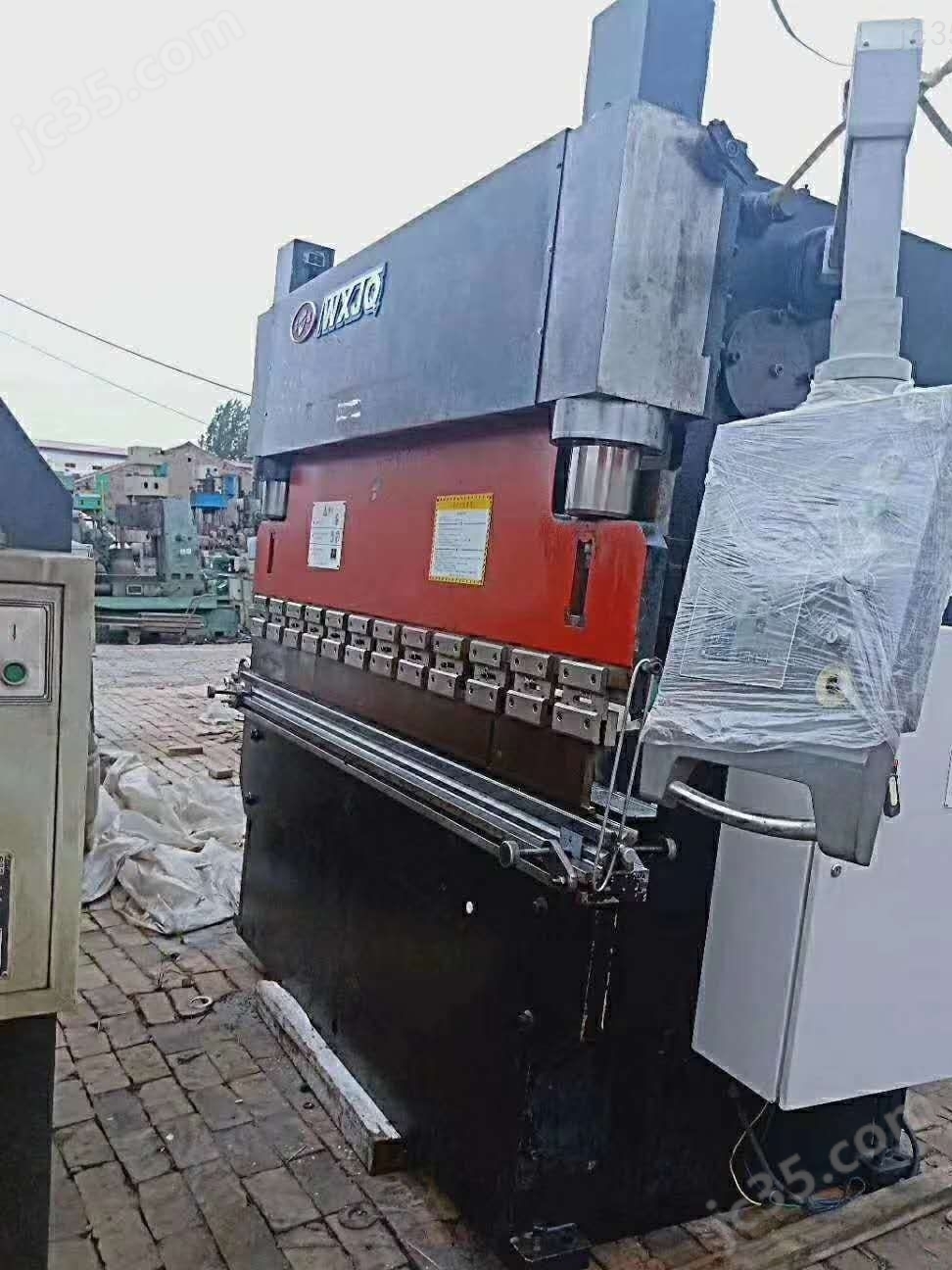 WC67K-80/2500 二手无锡金球WC67K-80/2500数控液压板料折弯机