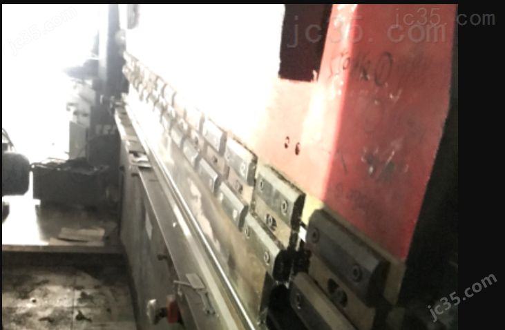 WC57Y 03T/3200 二手中沪机床 液压折弯机 WC57Y 03T/3200 - 2