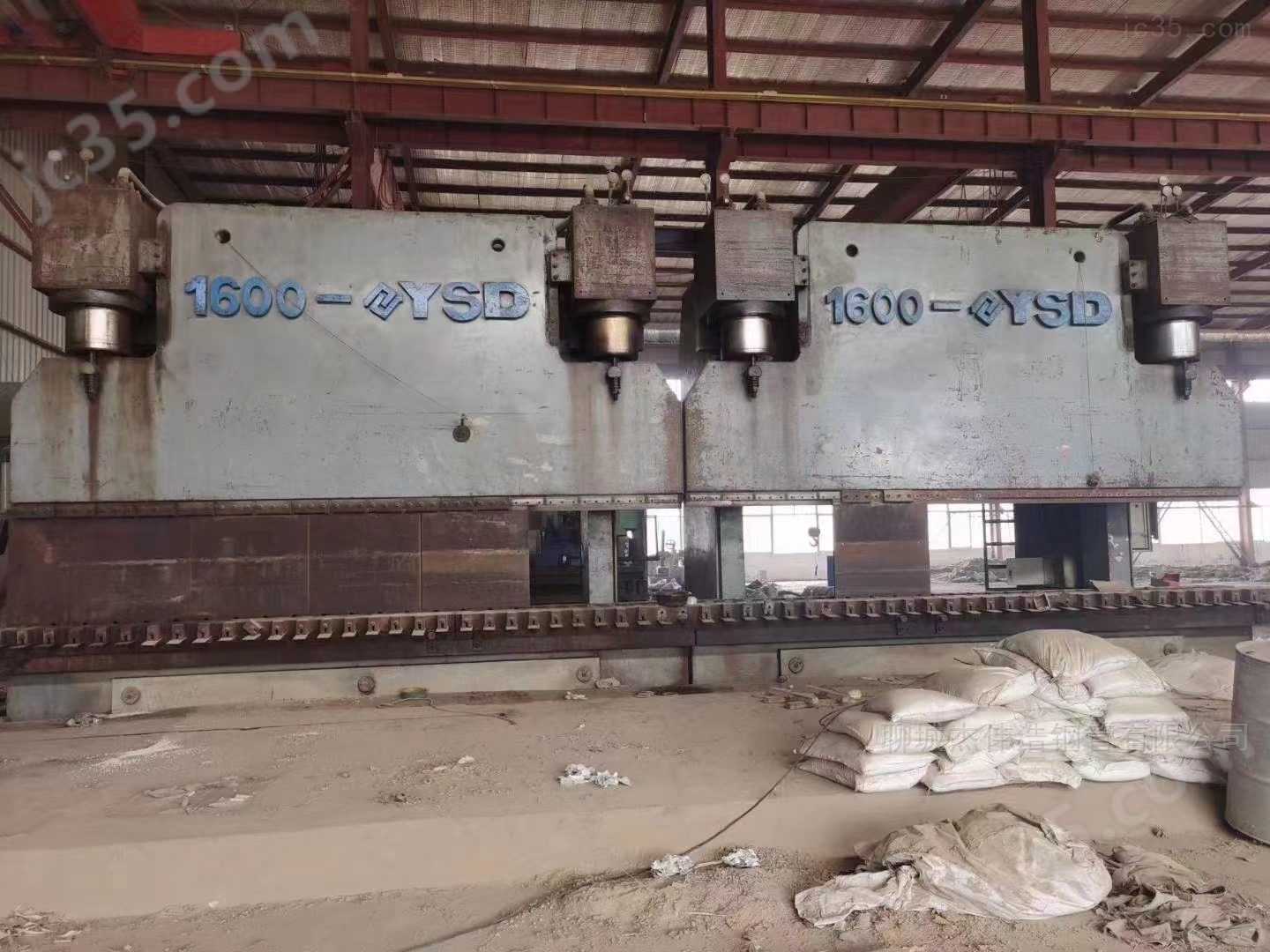 3200 二手出售制管设备3200吨双机联动折弯机,预弯机