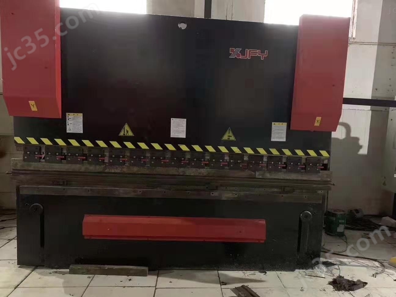 PR6C225×3100 二手金方圆PR6C225×3100数控液压板料折弯机