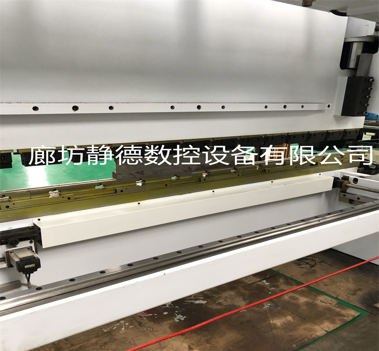 出售转让全新二手河北汉智数控折弯机，型号：WSD-10032 - 4