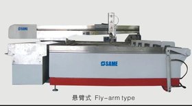 超高压水切割机--金属、玻璃切割机