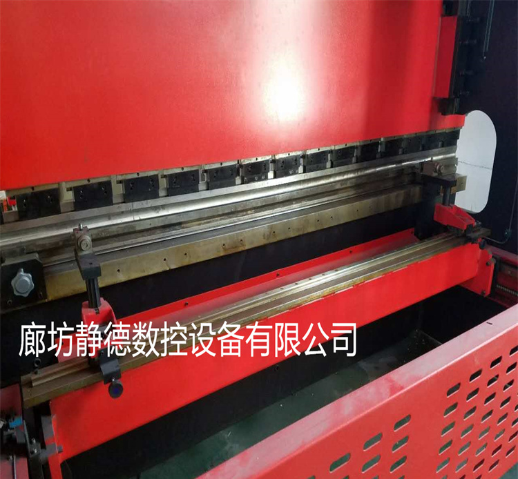 出售转让二手江苏扬力数控折弯机型号 MB8-100*3200 - 4