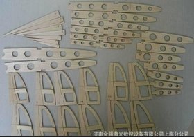 低价出售电脑自动排版自动送料激光切割机 激光雕刻机 激光机