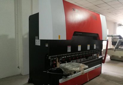 出售转让金方圆数控折弯机,型号:HPR100/3100
