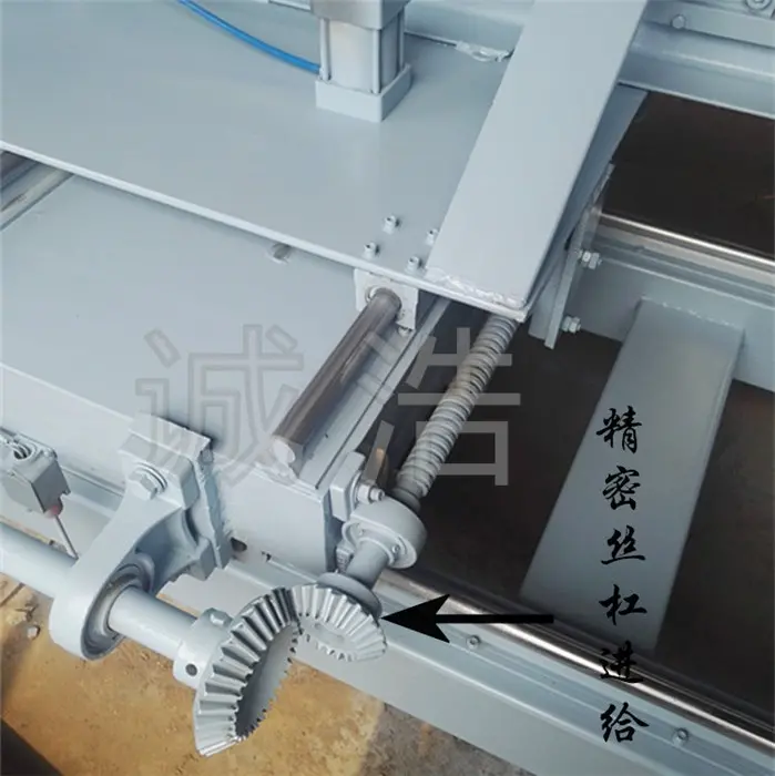 诚浩新型圆木推台锯 圆木推台锯带锯