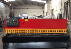 QC11YB-8X1600数控液压闸式剪板机