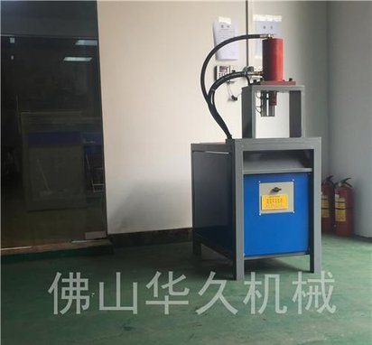 供应镀锌方管切断模具 多功能冲孔机 半自动液压冲床