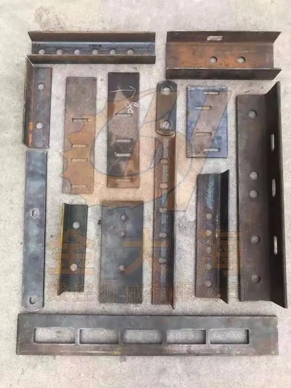 角铁冲孔设备