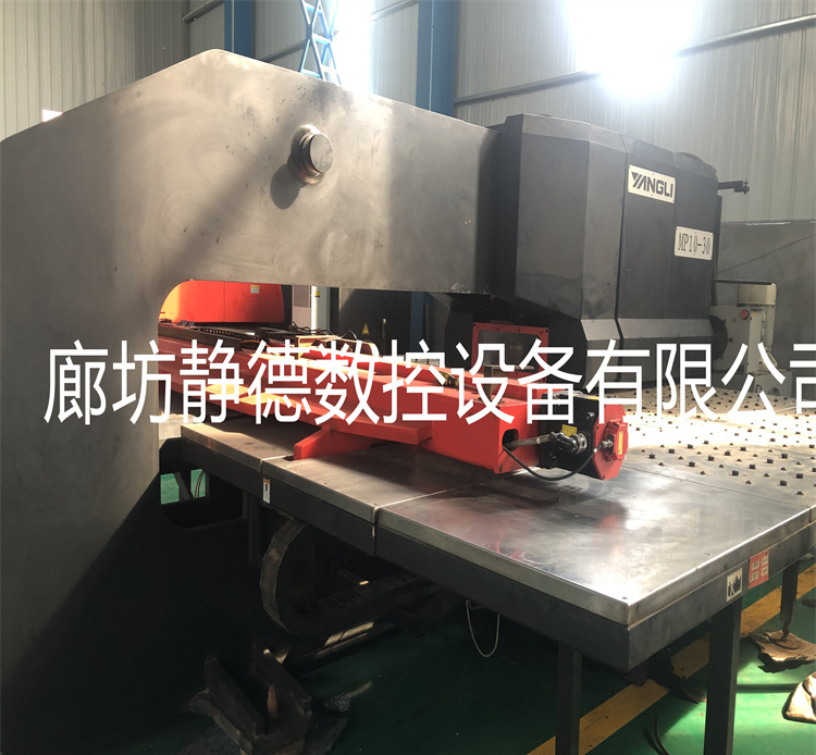 出售转让_高性价比_精品二扬力数控冲床型号:MP10-30 - 3