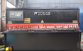 出售安徽数控金属剪板机QC12Y-12x4000数控液压摆式剪板机