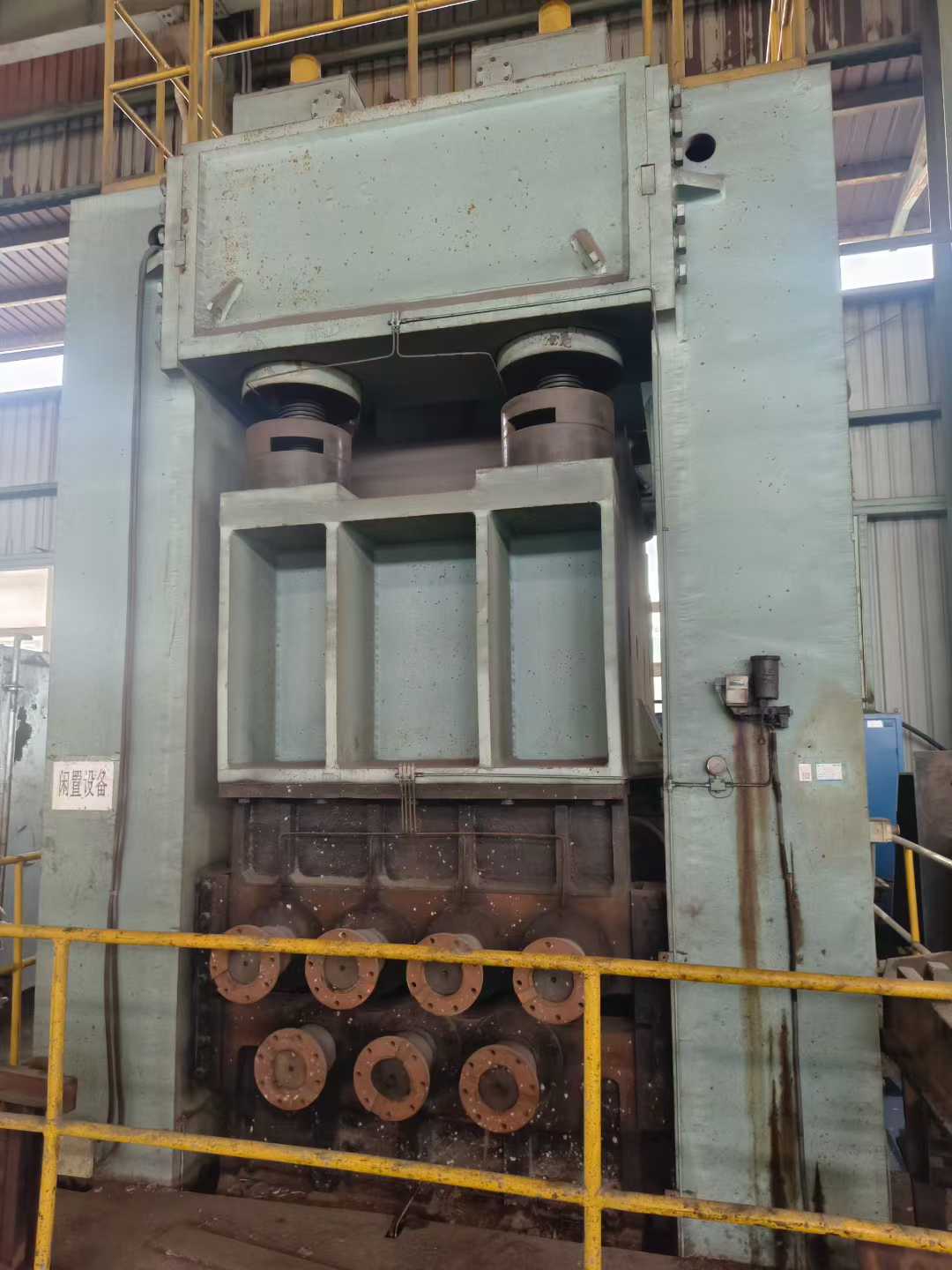 出售二手40×2500钢板校平机 - 2