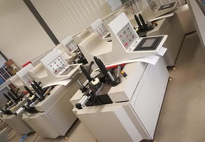 YH200-CNC/60轴/20吨/数控滚弯机