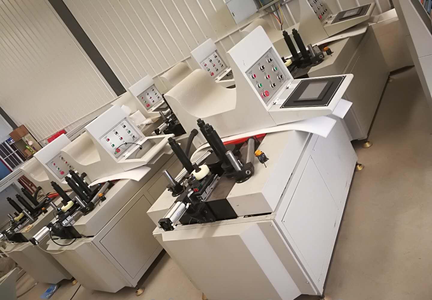YH2601-CNC/80轴/30吨/数控滚弯机 - 2