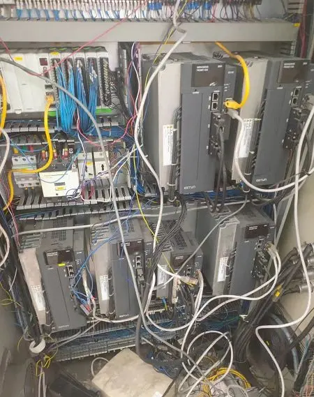 折弯机油泵开启伺服驱动器报警维修,过流过载故障一站式许昌维修站 - 2