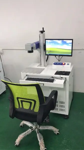 东莞金属USB头激光镭雕机数据线激光镭雕机