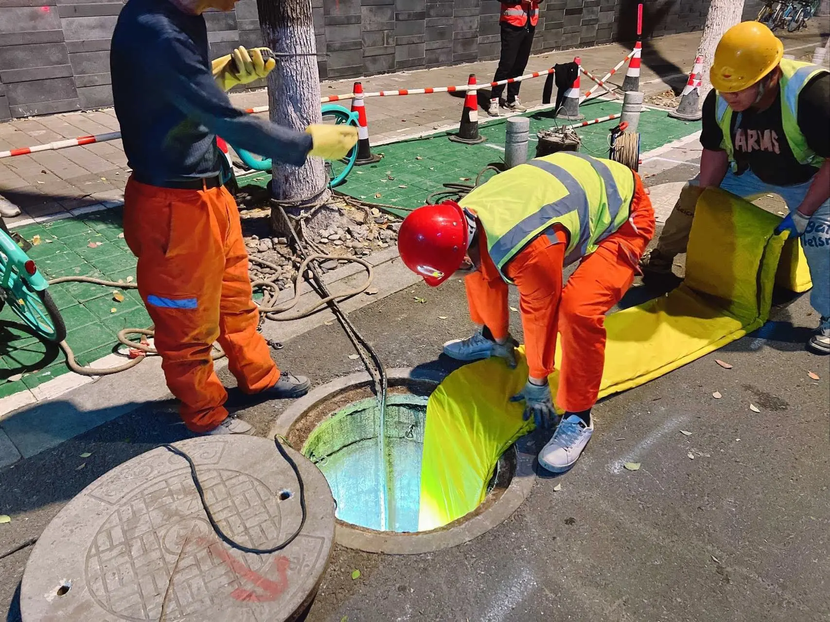 CCCP水泥砂浆喷涂修复 非开挖管道修复 施工设备充足 可全程托管服务