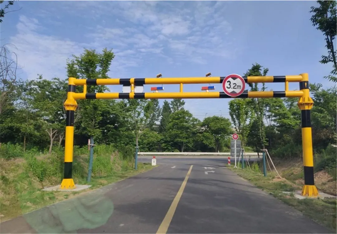 长春道路限高架搭建 单臂标志杆质量放心可靠