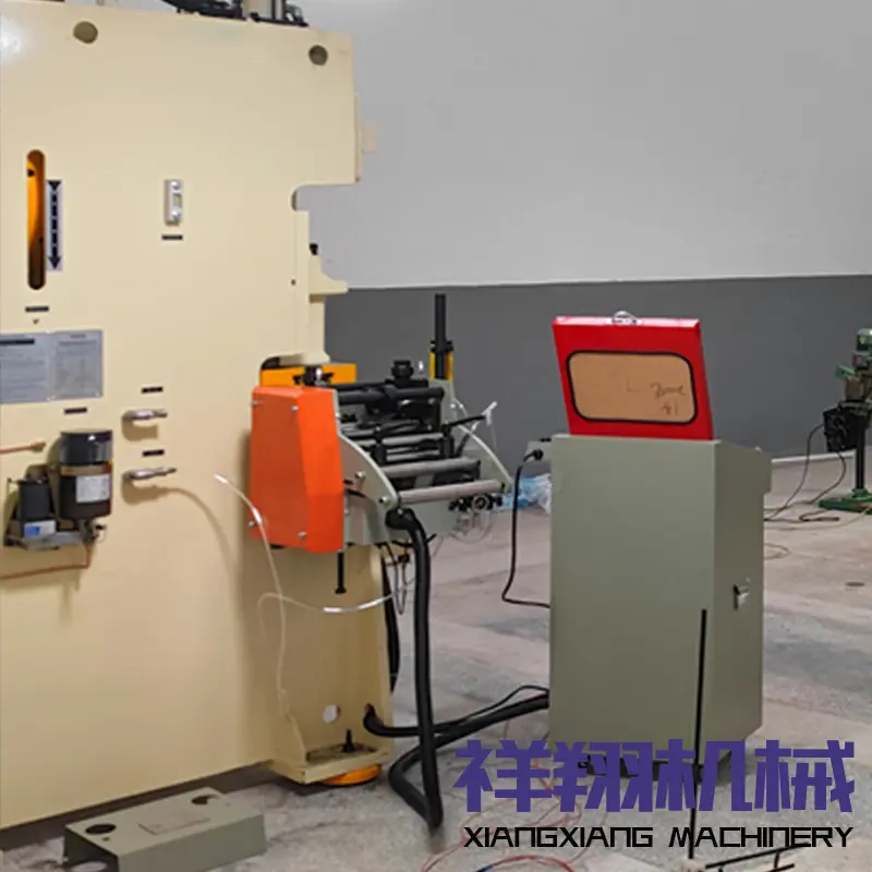 NCF系列数控送料机,数控冲床送料机,冲压送料机 伺服送料机 江苏厂家