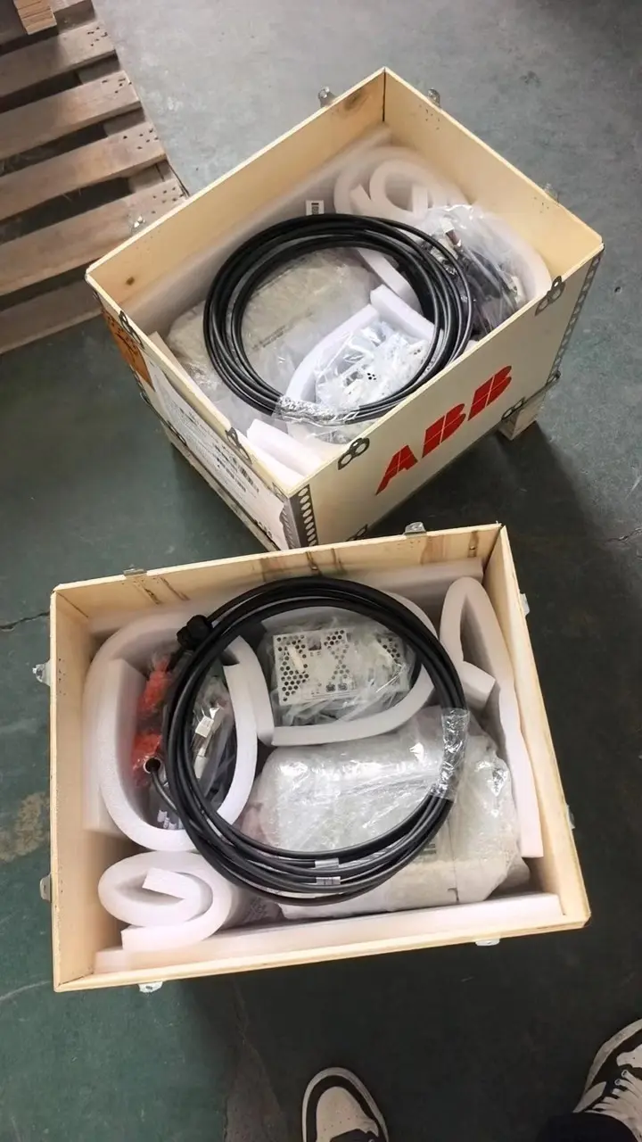 松下工厂闲置工业焊接机器人回收集成租赁防爆改造维修保养调试油脂线缆电池防护服地轨定制 - 2