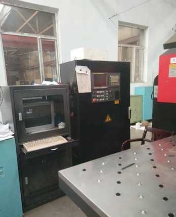 供应二手江苏金方圆数控转塔冲床RT~300