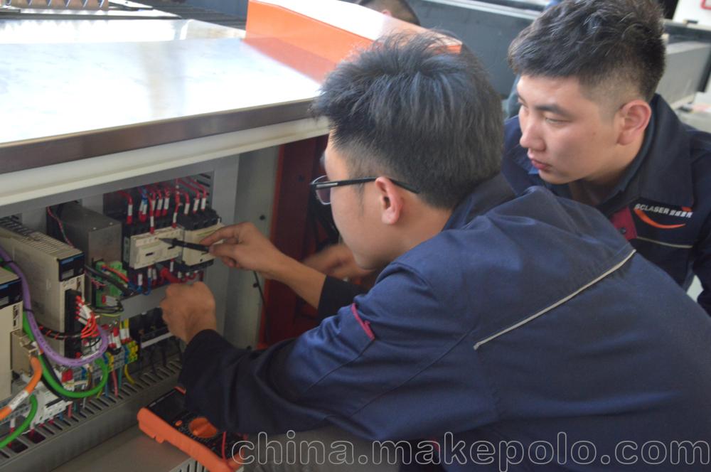 出售金属激光切割机厂商 武汉双成激光2000W - 4