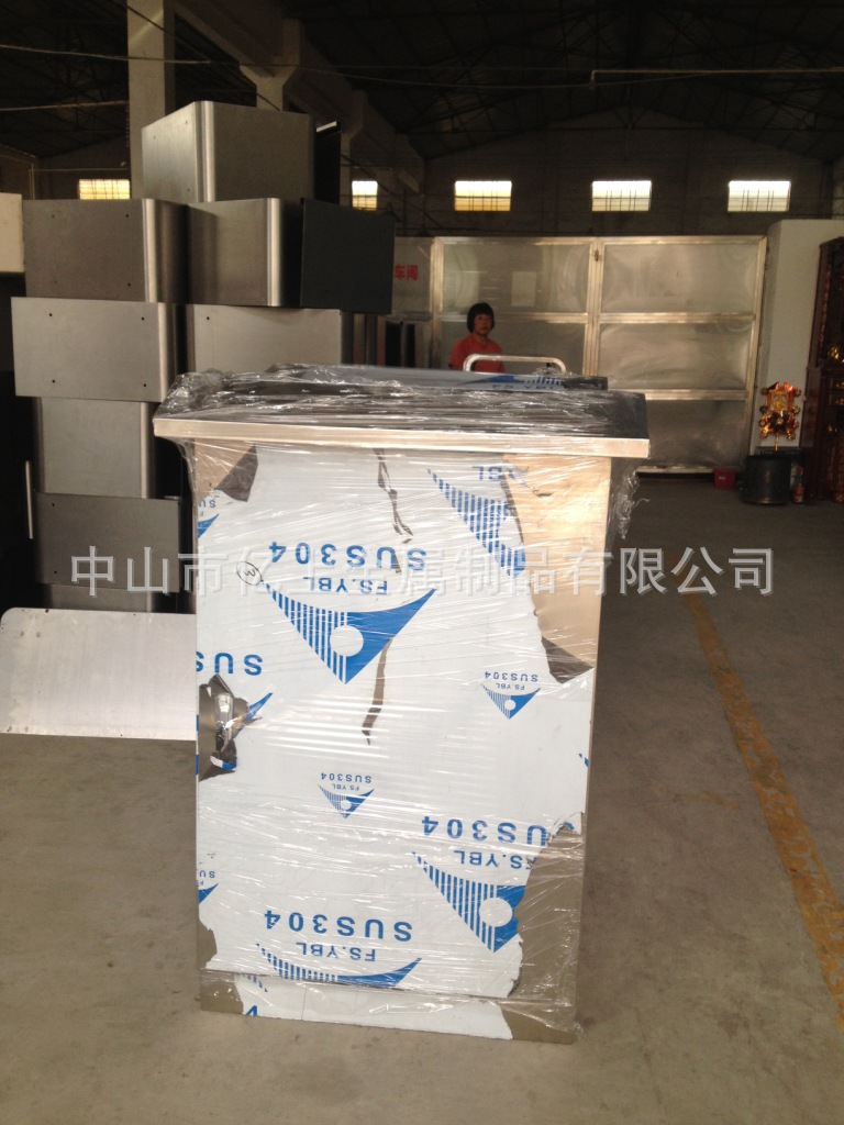 电钢箱表面手工处理展示