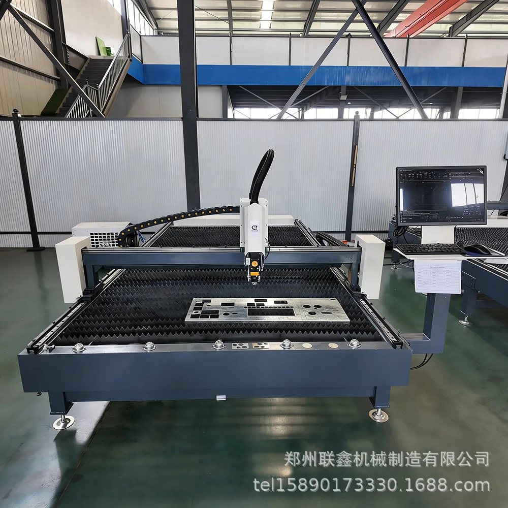 小型激光切板机 光纤数控金属切割机 高精度不锈钢碳钢板加工设备 - 3