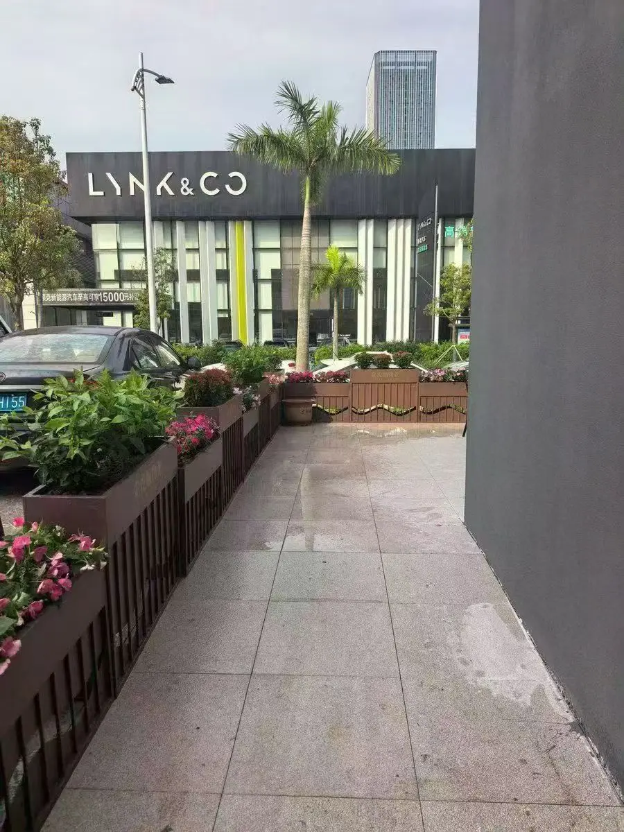 高精度数控折弯机对金属花箱整体强度和焊缝应力有何意义?