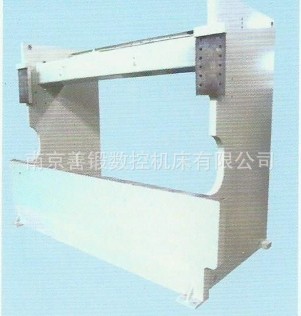 媲美黄石数控折弯机,精度高,扭轴同步液压折弯机 - 2