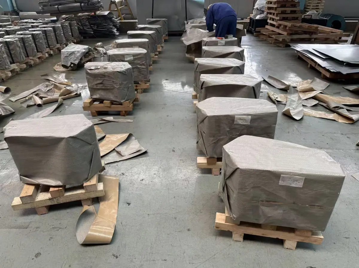 汽车零部件激光切割加工 激光落料 异形钣金件 上海钰晟金属材料有限公司 - 2