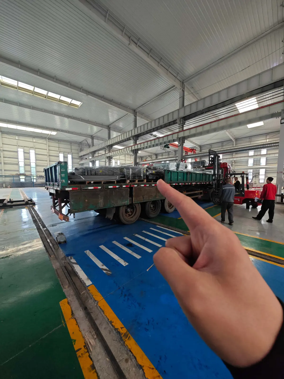 焊接加工技术机器人应用方向就业和工资好吗