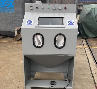 供应表面除锈设备电镀氧化前处理喷砂机 铝合金不锈钢雾喷砂设备
