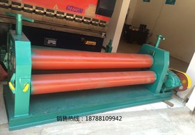 云南昆明2米半自动卷板机价格