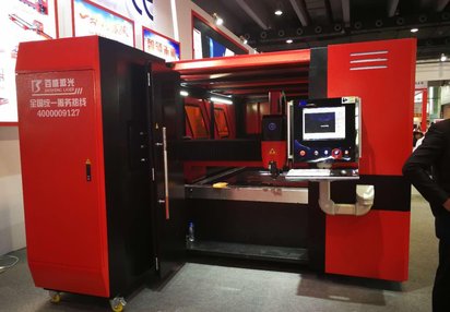 百盛激光F3015HDE 1500W双工作台激光切割机