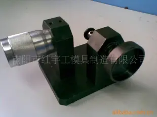 直齿锥齿轮装配间隙测量装置