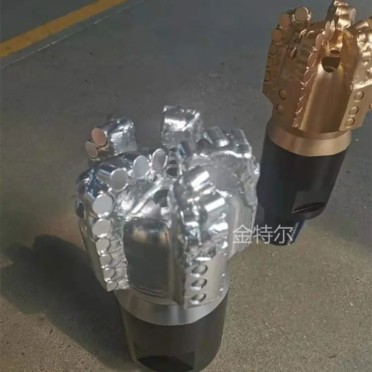 牙轮钻头种类    打岩石进尺快镶齿合金钻头